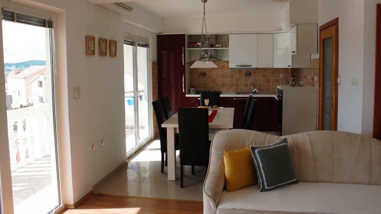 Lucija 2 Apartment Solin Exterior photo