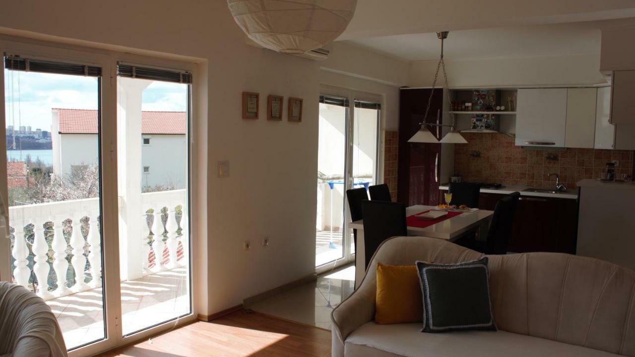 Lucija 2 Apartment Solin Exterior photo
